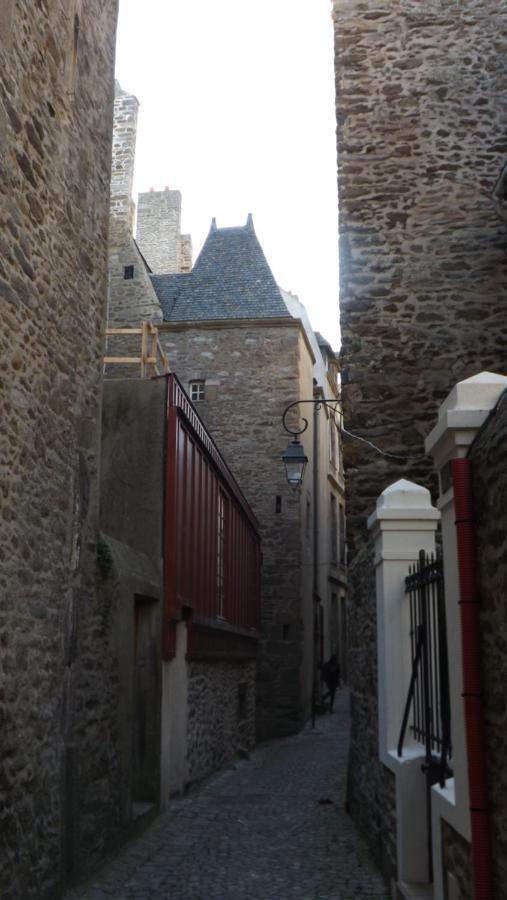 Appartement T2 ,Parking Prive,Terrasse, 10 Mns A Pieds De La Cite Corsaire Et Ses Plages Saint-Malo Exterior foto